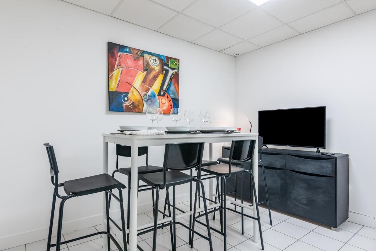 Triplex Magenta Quest Apartman Párizs Kültér fotó