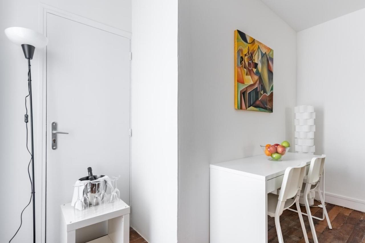 Triplex Magenta Quest Apartman Párizs Kültér fotó